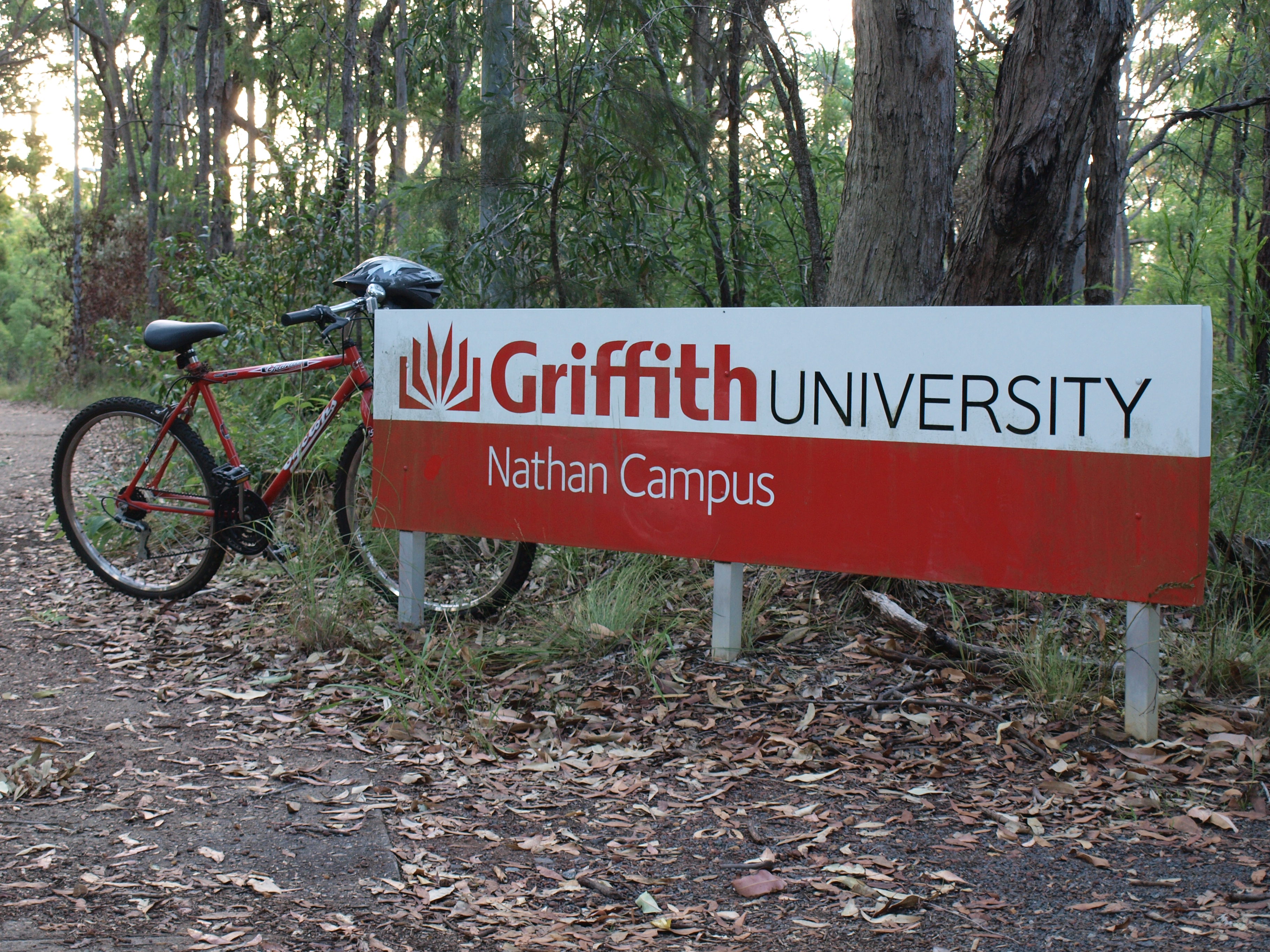 Griffith University Logo photo - 1