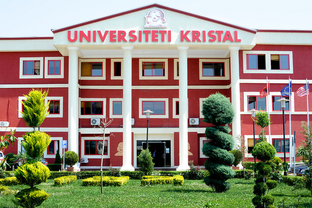 Universiteti Kristal Logo photo - 1